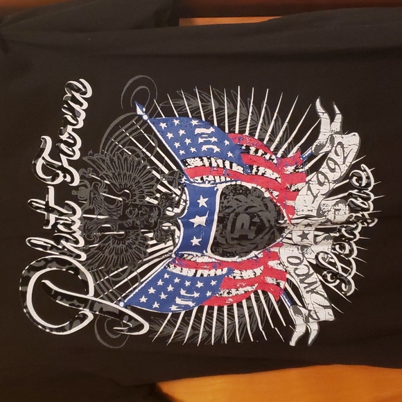 XL Phat Farm T Shirt - Picture 2 of 3